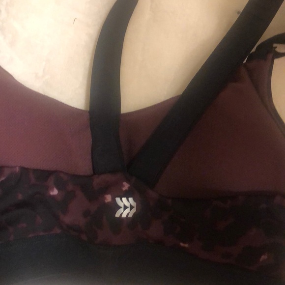 NWOT All In Motion Leopard Print  7/8 Legging & Sports Bra Set  Size Small - Picture 9 of 16